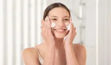 các bước skincare buổi sáng