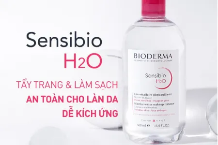 Dung dịch làm sạch và tẩy trang Bioderma Sensibio H2O