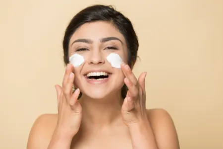 dùng dưỡng ẩm khi nào trong quá trình skincare