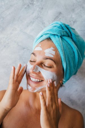 điều trị mụn bằng skincare