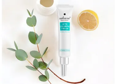 Kem trị mụn Sakura Acne Clearing Cream